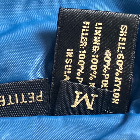 Women's Blue Ski Jacket with Faux Fur Trim (EUC) - Picture 6 of 8